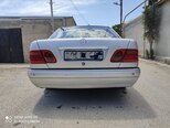 Mercedes E 220-16