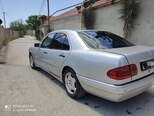 Mercedes E 220-18