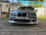 BMW 528-2
