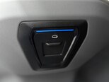 BMW 530e-11