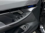 BMW 530e-16