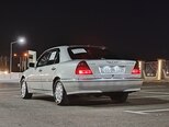 Mercedes E 200-4