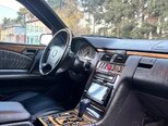 Mercedes E 240-6