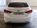 Hyundai Elantra-2