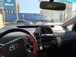 Toyota Prius-5