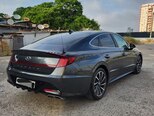 Hyundai Sonata-5