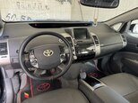 Toyota Prius-12