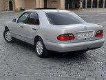 Mercedes E 230-2