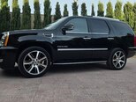Cadillac Escalade-2