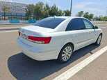 Hyundai Sonata-5
