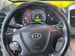 Kia Carnival-8