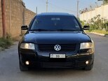 Volkswagen Passat-1