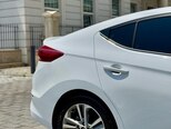 Hyundai Elantra-9
