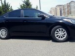 Hyundai Accent-4
