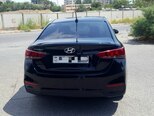Hyundai Accent-7
