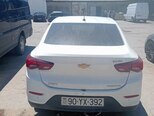 Chevrolet Onix-4