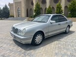 Mercedes E 200-9