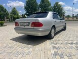 Mercedes E 200-4
