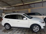 Hyundai Santa Fe-12