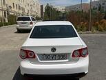 Volkswagen Jetta-2