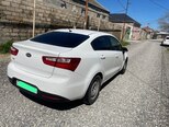Kia Rio-5