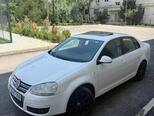 Volkswagen Jetta-12