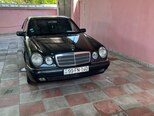 Mercedes E 200-2
