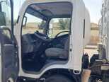 Isuzu NPR 75 L-12