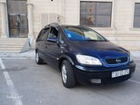 Opel Zafira-1
