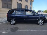 Opel Zafira-9