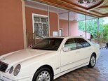 Mercedes E 240-8