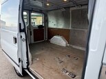 Ford Transit-19