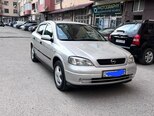 Opel Astra-11