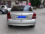 Opel Astra-2