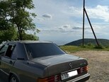 Mercedes 190-5