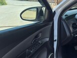 Chevrolet Cruze-14
