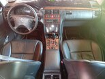 Mercedes E 240-13