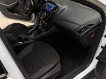 Ford Focus-6