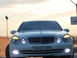 Mercedes E 240-2