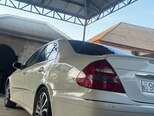 Mercedes E 240-6