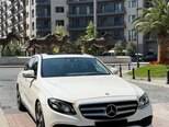 Mercedes E 220 d-3