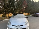Toyota Prius-5