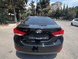 Hyundai Elantra-2