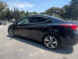 Hyundai Elantra-3