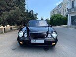 Mercedes E 240-3