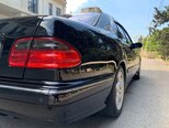 Mercedes E 240-10