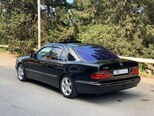 Mercedes E 240-9