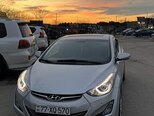 Hyundai Elantra-1