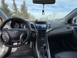 Hyundai Elantra-3