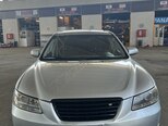 Hyundai Sonata-1